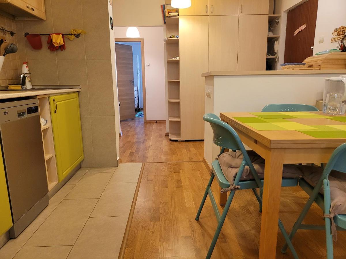 Family Friendly With Kids Room, Quiet And Peaceful Bucharest Exterior photo