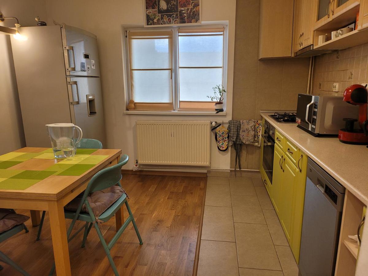 Family Friendly With Kids Room, Quiet And Peaceful Bucharest Exterior photo